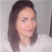 Amoureuse des mots, je donne des cours de français, mais surtout je donne du sens aux apprentissages! (De l'élémentaire au secondaire! Et même, aide à la rédaction de mail, site web, blog, articles, copywriting)